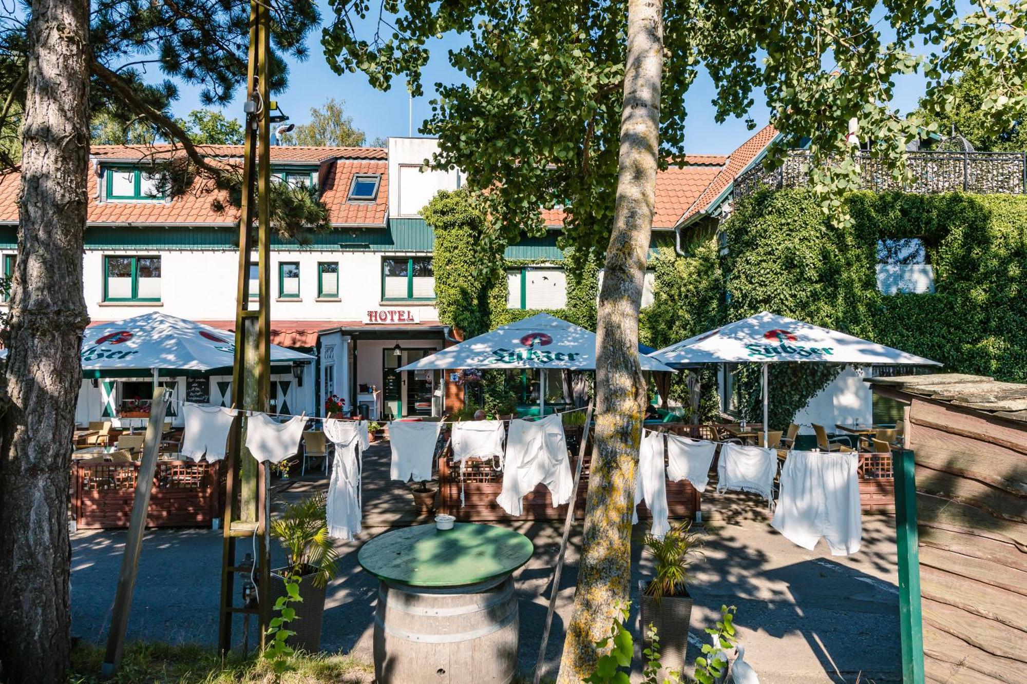 Готель Oma'S Kueche & Quartier Бінц Екстер'єр фото